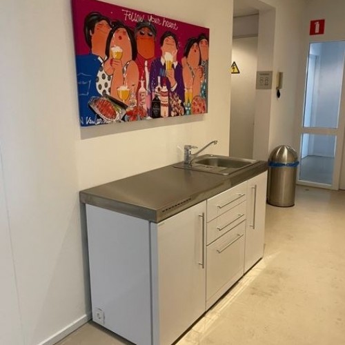 160 cm zand kleur office keuken 