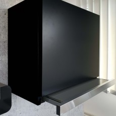 Voorgemonteerde metalen zwarte hangkast 60 cm met afzuigkap